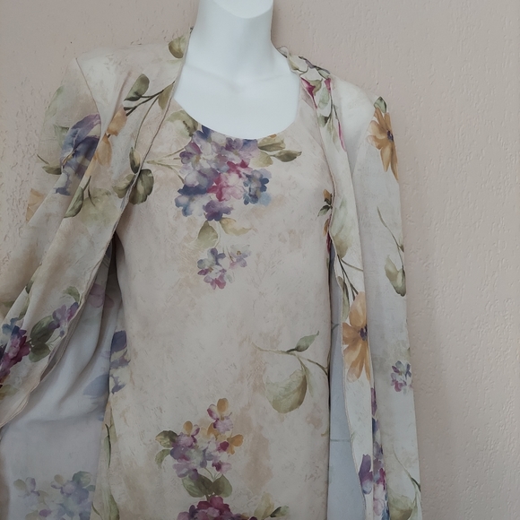 R & M Richards PETITE - Picture 3 of 12